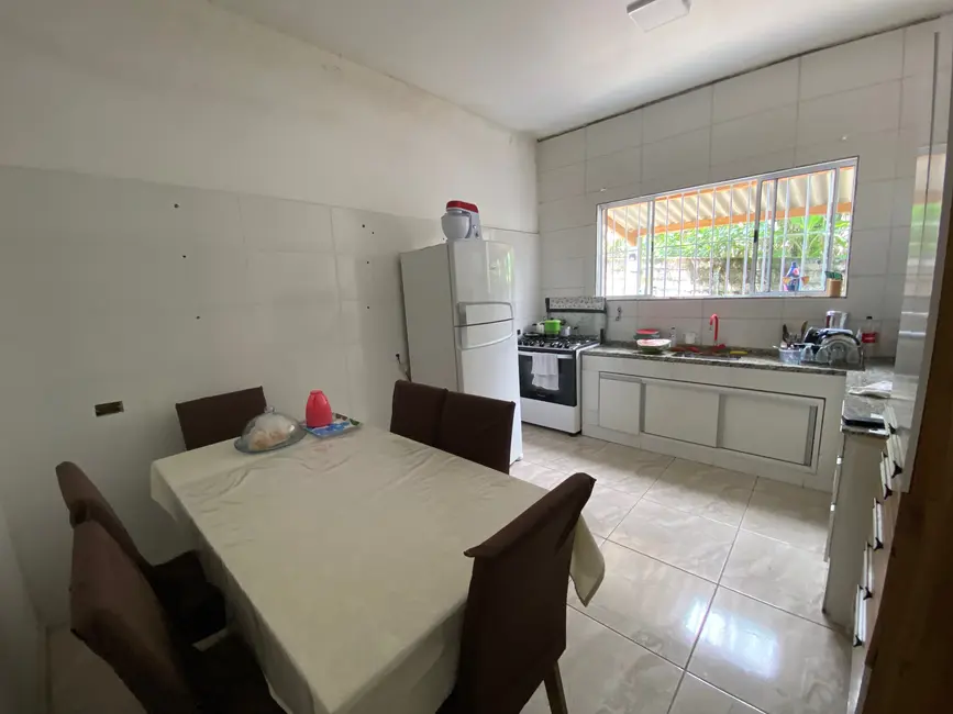 Foto 3 de Casa com 5 quartos à venda, 200m2 em Itanhaem - SP