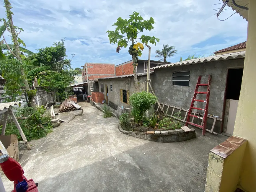 Foto 8 de Casa com 5 quartos à venda, 200m2 em Itanhaem - SP