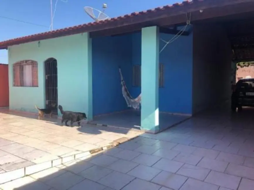 Foto 3 de Casa com 2 quartos à venda, 156m2 em Itanhaem - SP