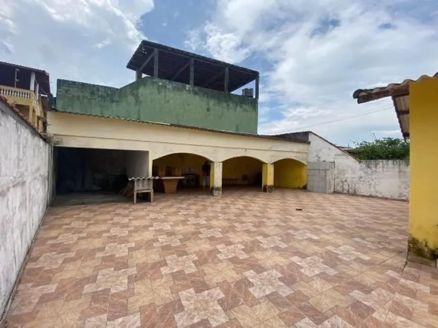 Foto 6 de Casa com 2 quartos à venda, 150m2 em Itanhaem - SP