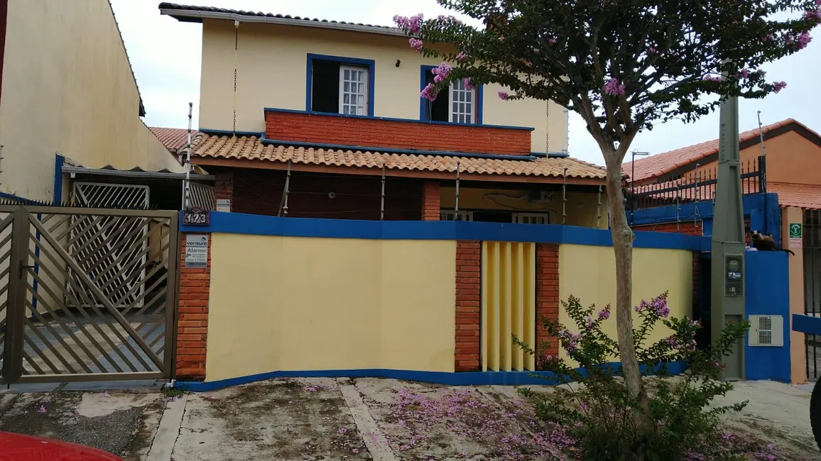 Foto 2 de Casa com 4 quartos à venda, 300m2 em Itanhaem - SP