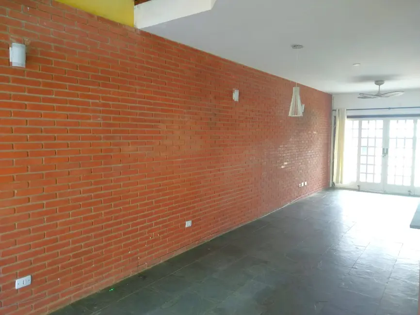 Foto 5 de Casa com 4 quartos à venda, 300m2 em Itanhaem - SP