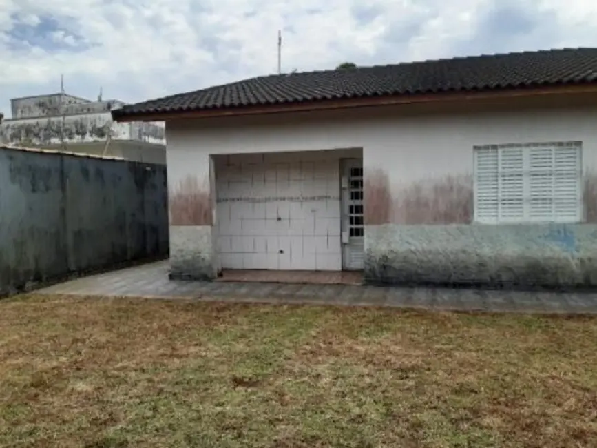 Foto 2 de Casa com 2 quartos à venda, 149m2 em Itanhaem - SP