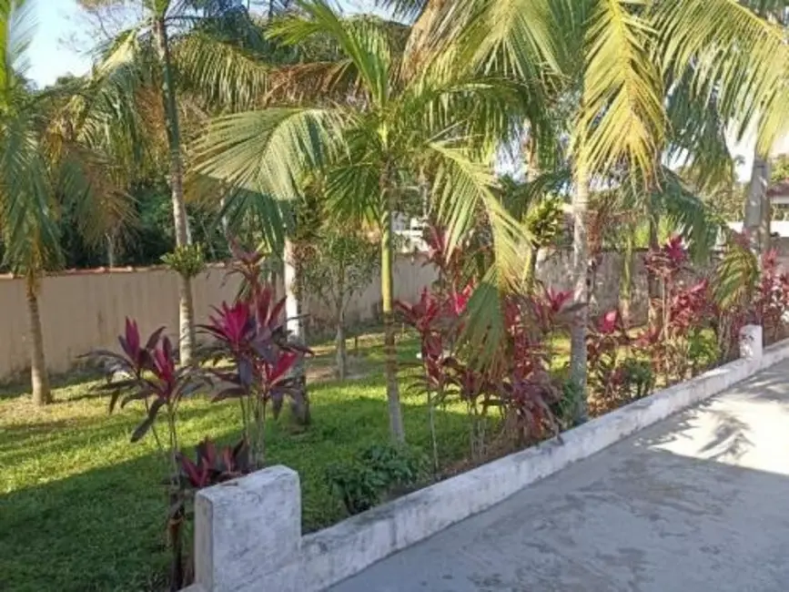 Casa com 2 quartos à venda, 70m2 em Itanhaem - SP - imagem 3 Foto 3 de Casa com 2 quartos à venda, 70m2 em Itanhaem - SP