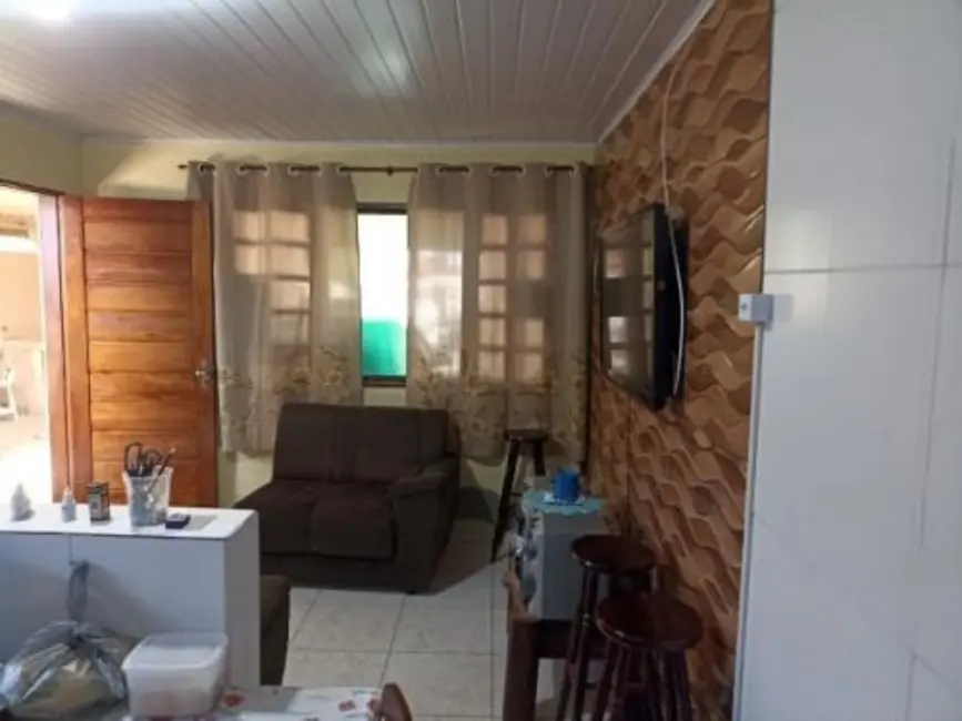 Casa com 2 quartos à venda, 70m2 em Itanhaem - SP - imagem 7 Foto 7 de Casa com 2 quartos à venda, 70m2 em Itanhaem - SP