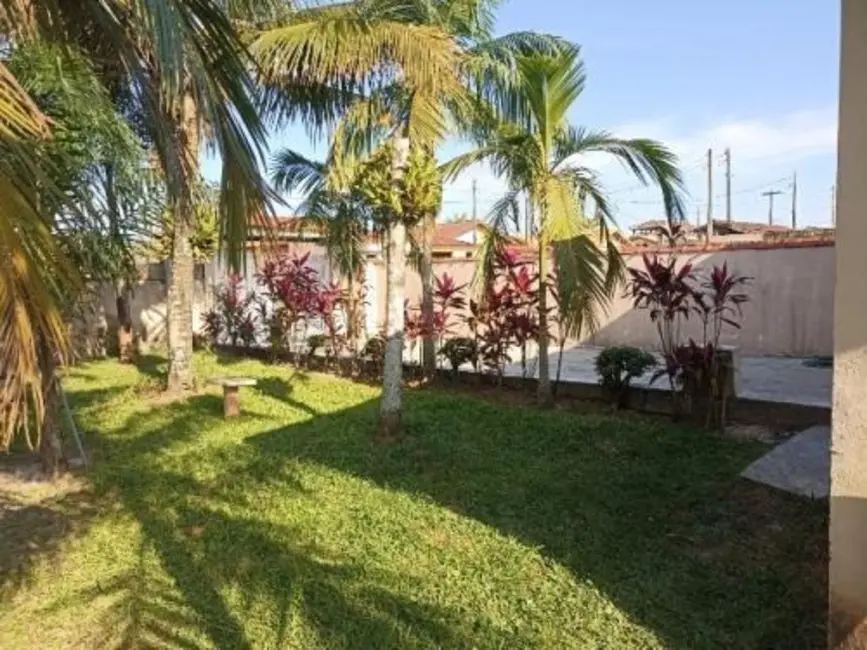 Casa com 2 quartos à venda, 70m2 em Itanhaem - SP - imagem 4 Foto 4 de Casa com 2 quartos à venda, 70m2 em Itanhaem - SP