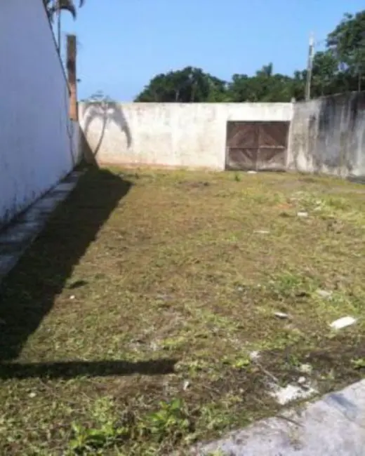 Foto 1 de Terreno / Lote à venda, 260m2 em Itanhaem - SP