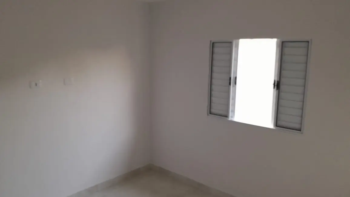 Foto 6 de Casa com 2 quartos à venda, 40m2 em Itanhaem - SP