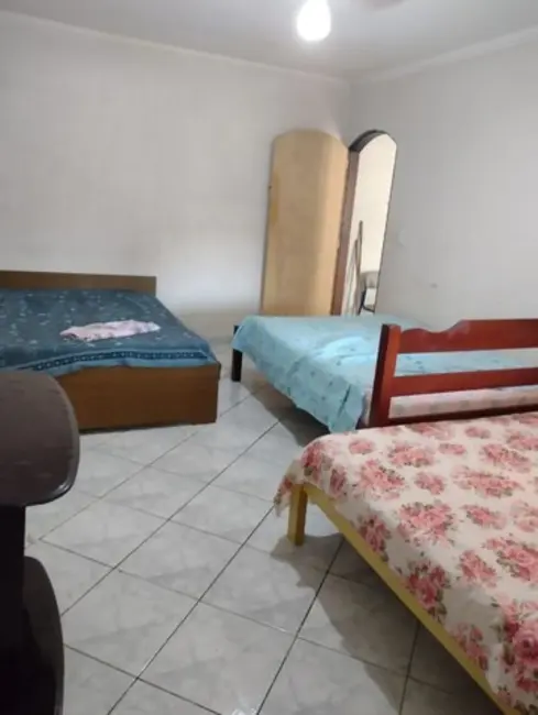 Foto 4 de Casa com 2 quartos à venda, 225m2 em Itanhaem - SP