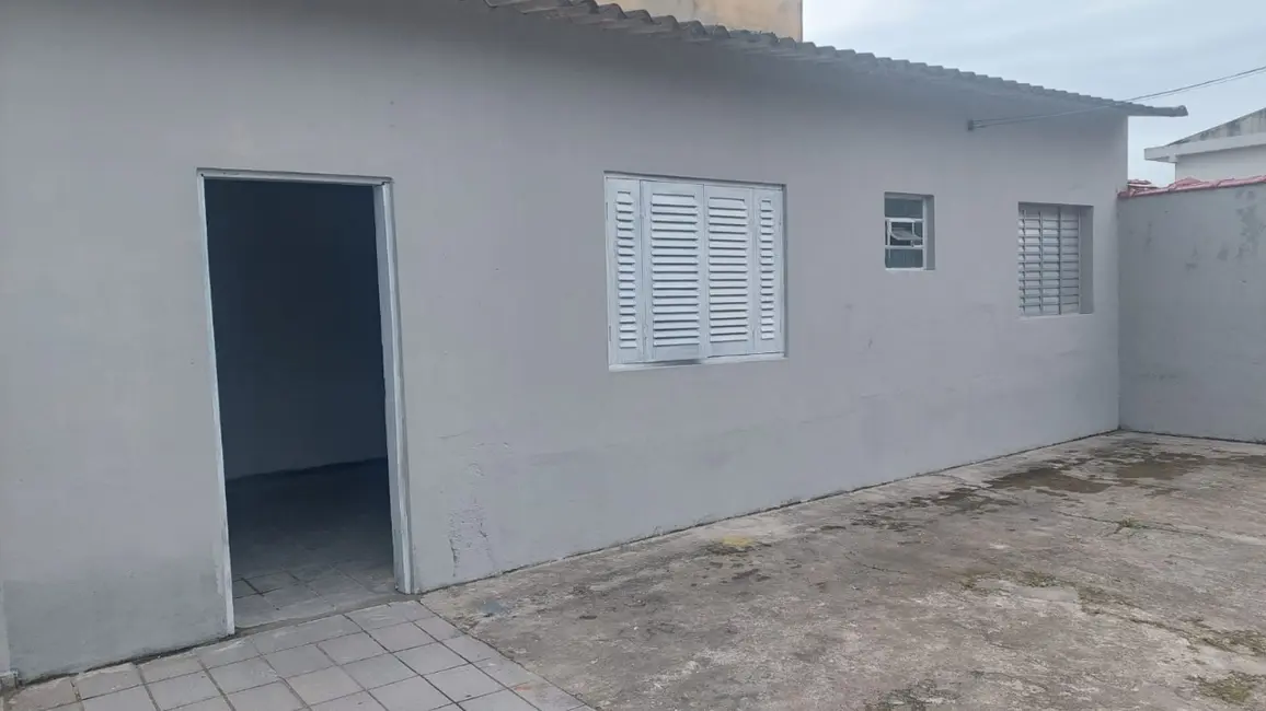 Foto 3 de Casa com 2 quartos à venda, 156m2 em Itanhaem - SP