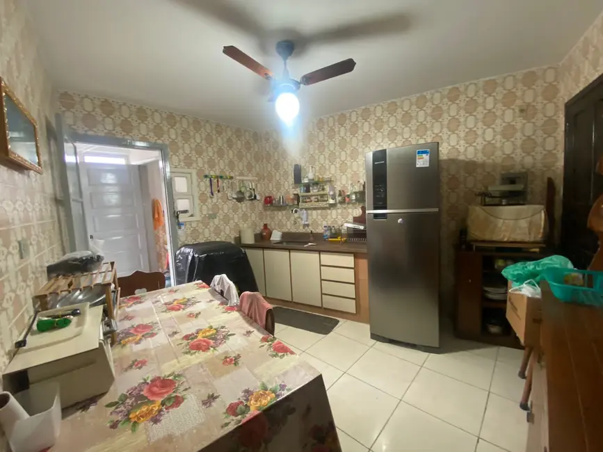 Apartamento com 2 quartos à venda, 78m2 em Centro, Itanhaem - SP - imagem 3 Foto 3 de Apartamento com 2 quartos à venda, 78m2 em Centro, Itanhaem - SP