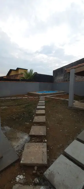Foto 2 de Casa com 2 quartos à venda, 72m2 em Itanhaem - SP