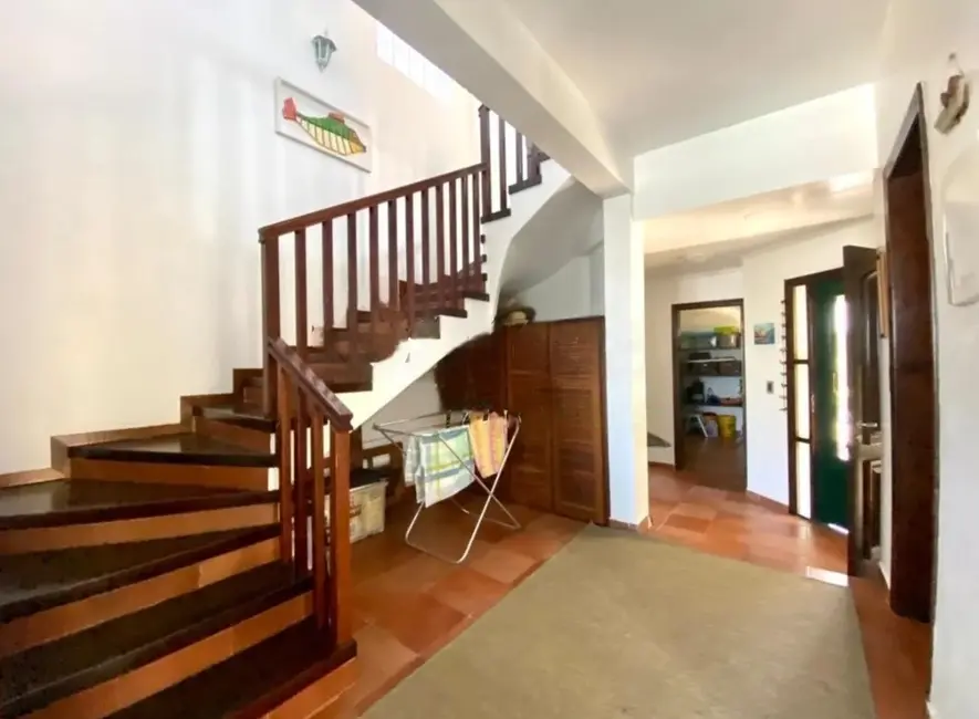 Casa de Condomínio com 4 quartos à venda, 255m2 em Peruibe - SP - imagem 5 Foto 5 de Casa de Condomínio com 4 quartos à venda, 255m2 em Peruibe - SP