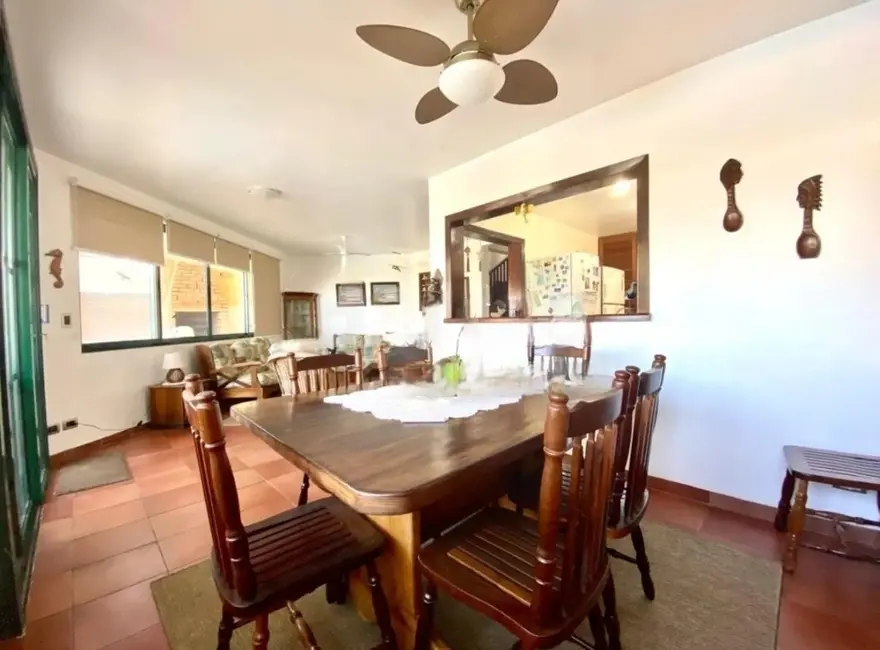 Casa de Condomínio com 4 quartos à venda, 255m2 em Peruibe - SP - imagem 8 Foto 8 de Casa de Condomínio com 4 quartos à venda, 255m2 em Peruibe - SP