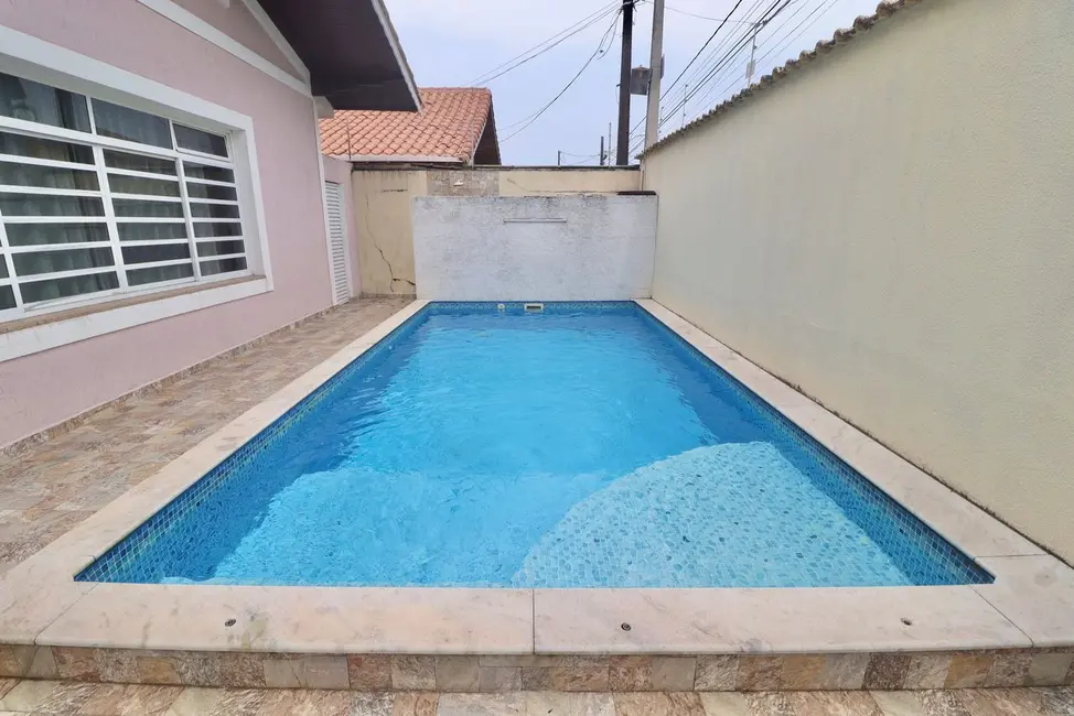 Casa com 3 quartos à venda, 98m2 em Peruibe - SP - imagem 4 Foto 4 de Casa com 3 quartos à venda, 98m2 em Peruibe - SP