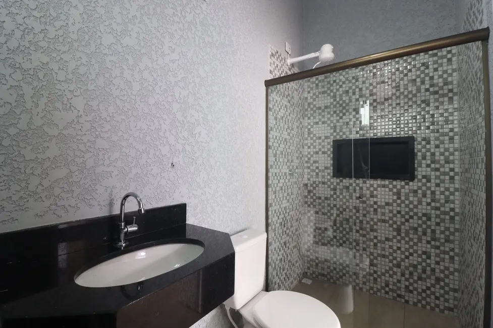 Casa com 3 quartos à venda, 149m2 em Peruibe - SP - imagem 5 Foto 5 de Casa com 3 quartos à venda, 149m2 em Peruibe - SP