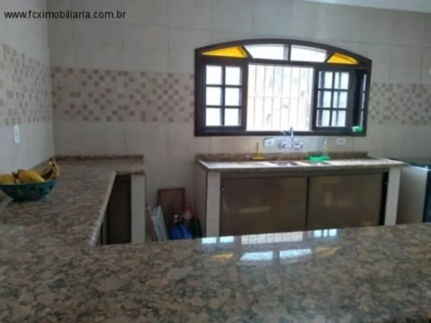 Foto 5 de Casa com 3 quartos à venda, 177m2 em Itanhaem - SP
