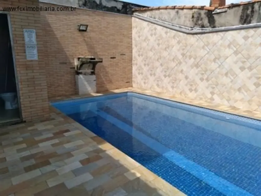 Foto 3 de Casa com 3 quartos à venda, 177m2 em Itanhaem - SP