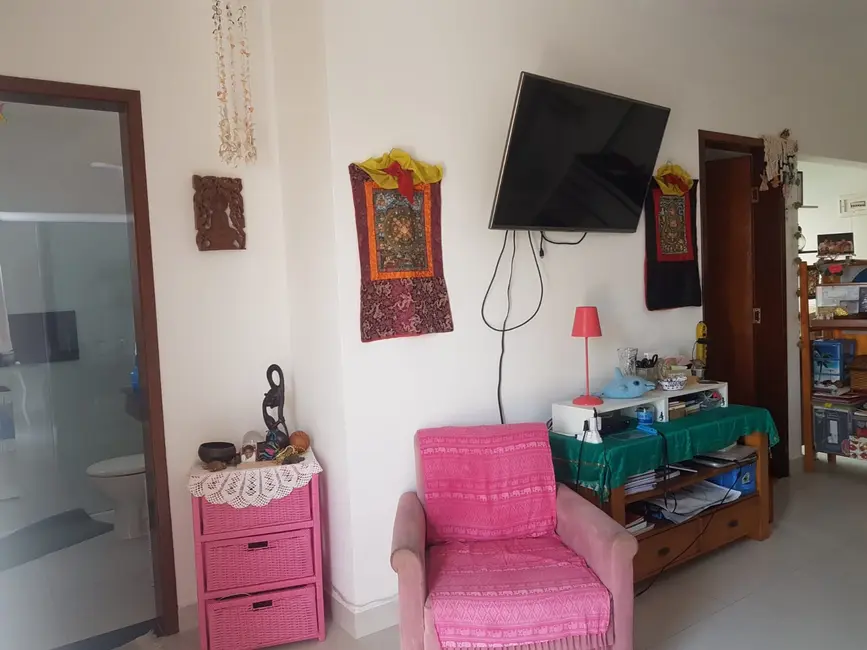 Apartamento com 1 quarto à venda, 42m2 em Peruibe - SP - imagem 3 Foto 3 de Apartamento com 1 quarto à venda, 42m2 em Peruibe - SP