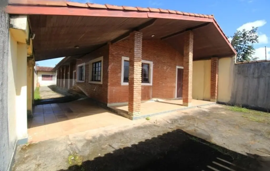 Foto 2 de Casa com 5 quartos à venda, 230m2 em Peruibe - SP