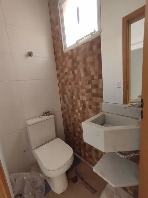 Casa com 3 quartos à venda, 100m2 em Peruibe - SP - imagem 3 Foto 3 de Casa com 3 quartos à venda, 100m2 em Peruibe - SP