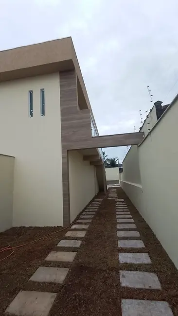 Foto 8 de Casa com 2 quartos à venda, 69m2 em Itanhaem - SP