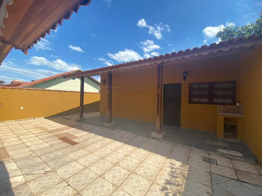 Casa com 3 quartos à venda, 240m2 em Peruibe - SP - imagem 8 Foto 8 de Casa com 3 quartos à venda, 240m2 em Peruibe - SP