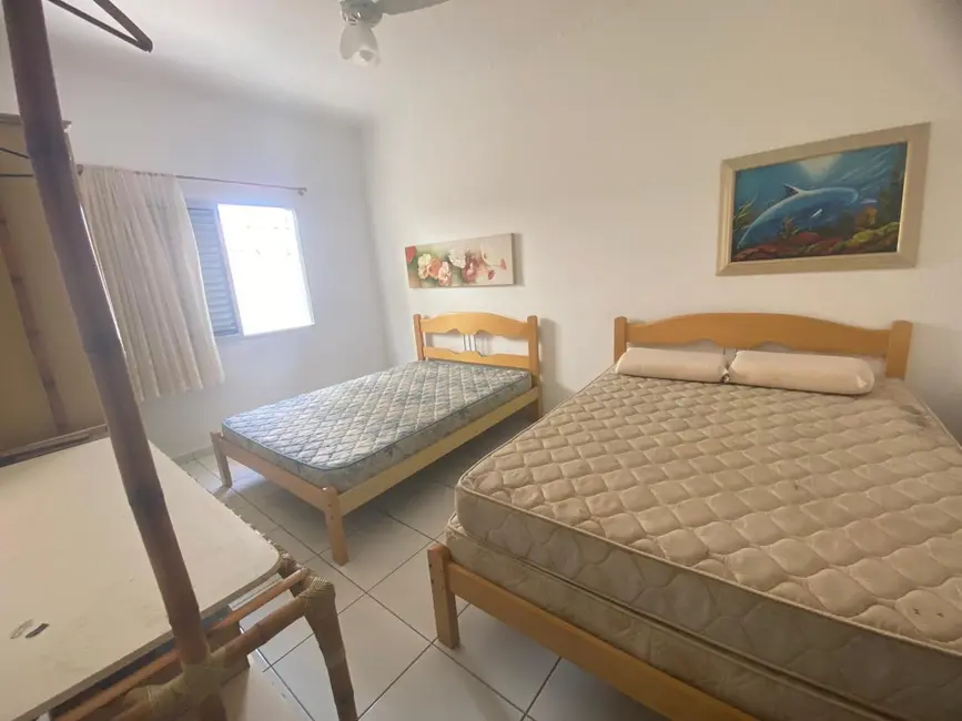 Foto 3 de Casa com 2 quartos à venda, 176m2 em Peruibe - SP