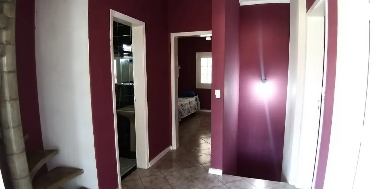 Casa de Condomínio com 5 quartos à venda, 230m2 em Itanhaem - SP - imagem 8 Foto 8 de Casa de Condomínio com 5 quartos à venda, 230m2 em Itanhaem - SP