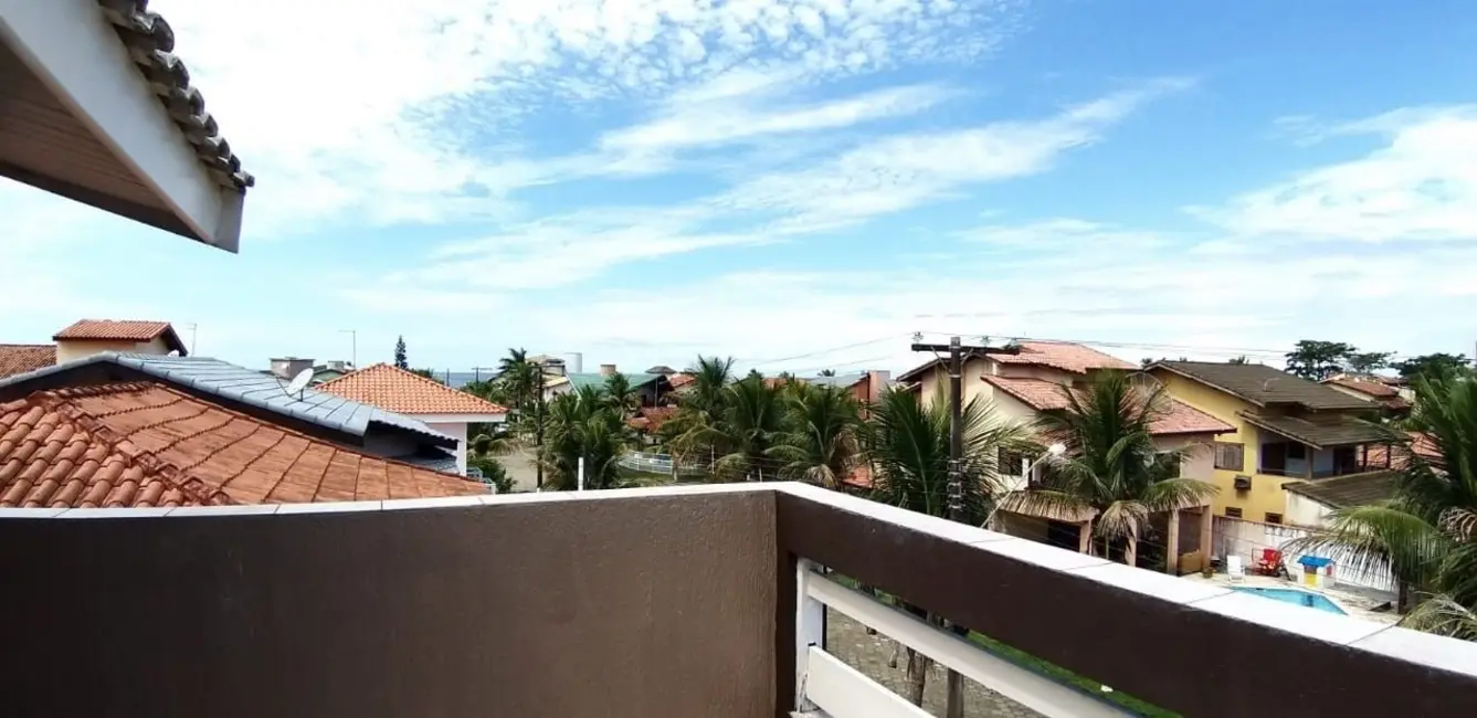 Foto 2 de Casa de Condomínio com 5 quartos à venda, 230m2 em Itanhaem - SP