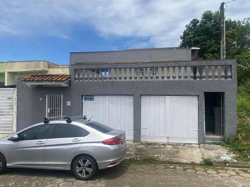 Foto 3 de Casa com 3 quartos à venda, 131m2 em Itanhaem - SP