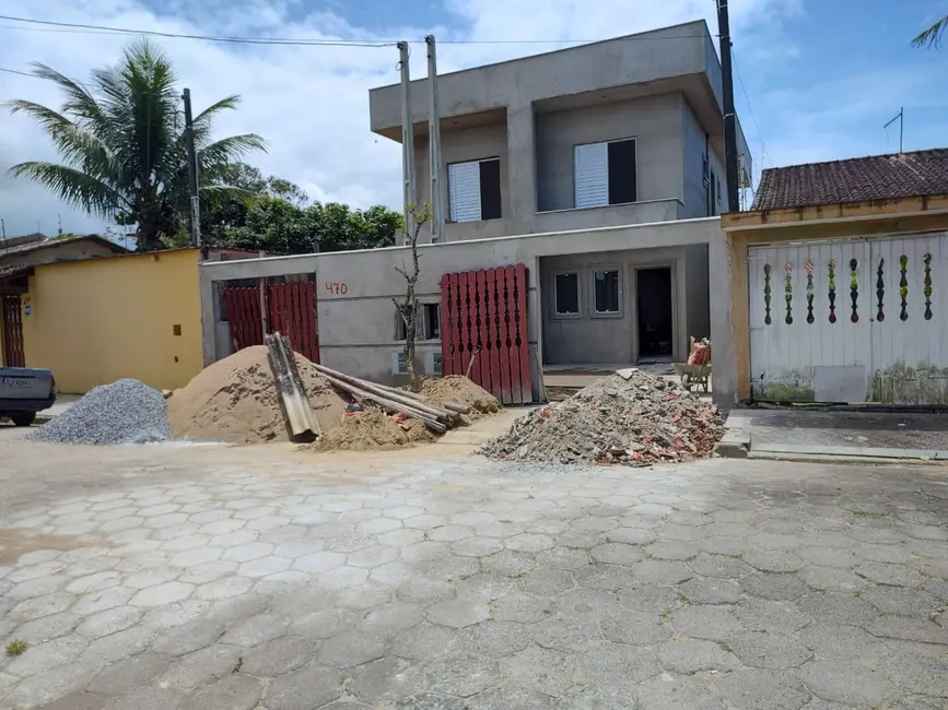 Foto 1 de Casa com 2 quartos à venda, 80m2 em Itanhaem - SP