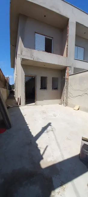 Foto 3 de Casa com 2 quartos à venda, 80m2 em Itanhaem - SP