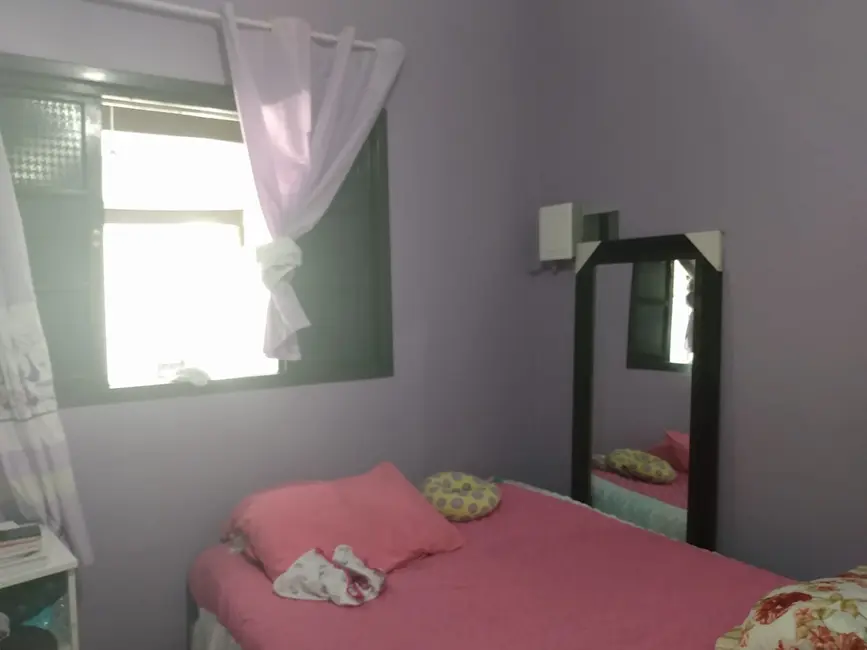 Foto 9 de Casa com 3 quartos à venda, 102m2 em Itanhaem - SP