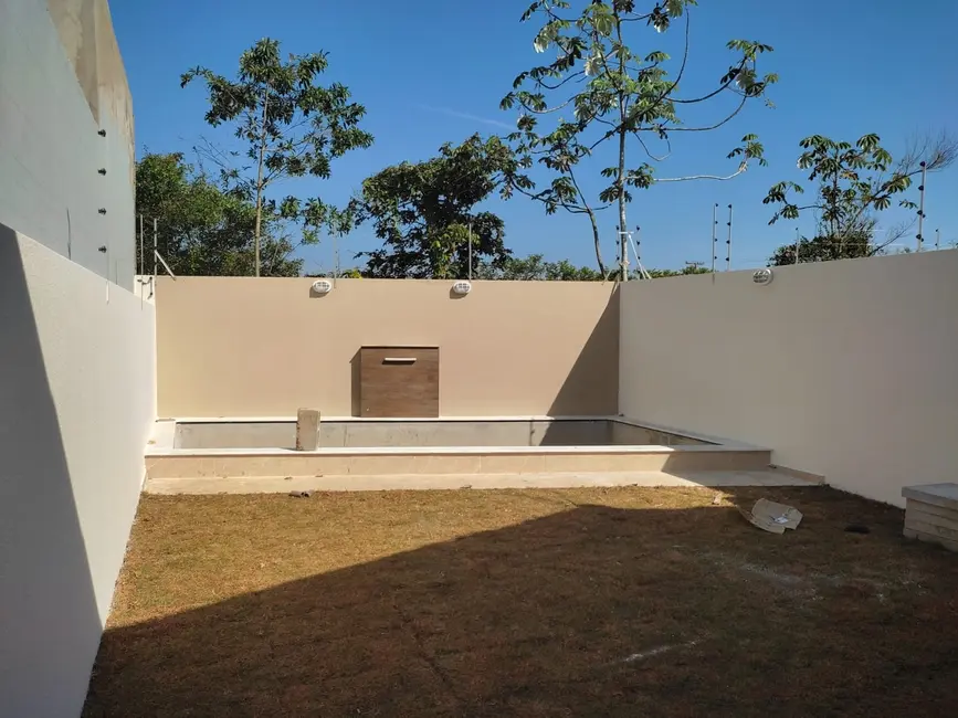 Foto 4 de Casa com 3 quartos à venda, 97m2 em Itanhaem - SP
