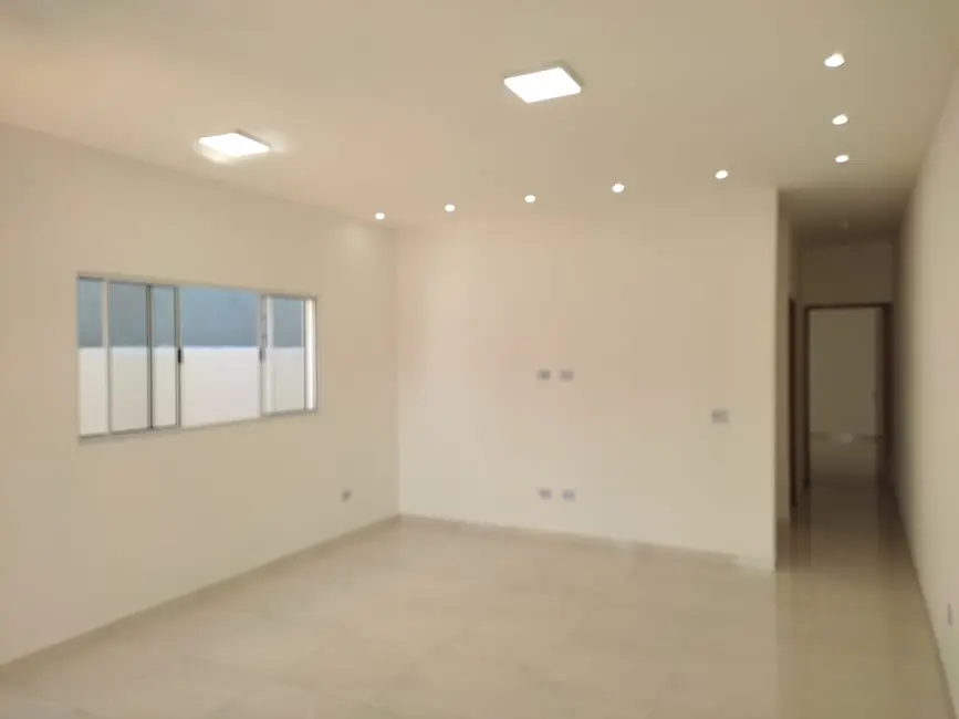 Foto 5 de Casa com 3 quartos à venda, 97m2 em Itanhaem - SP