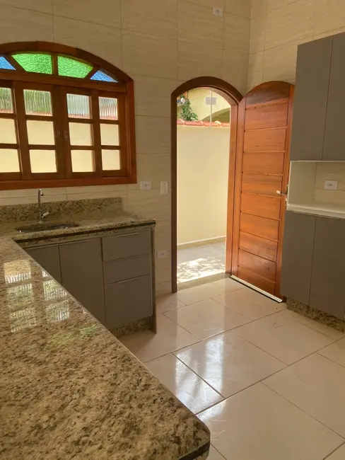 Foto 6 de Casa com 3 quartos à venda, 83m2 em Itanhaem - SP