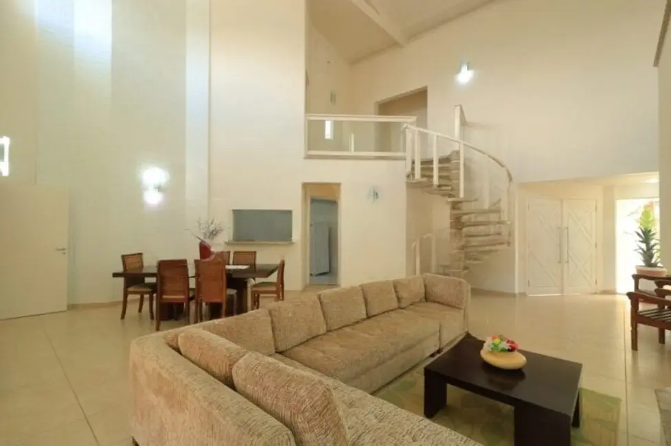 Casa com 4 quartos à venda, 313m2 em Peruibe - SP - imagem 6 Foto 6 de Casa com 4 quartos à venda, 313m2 em Peruibe - SP