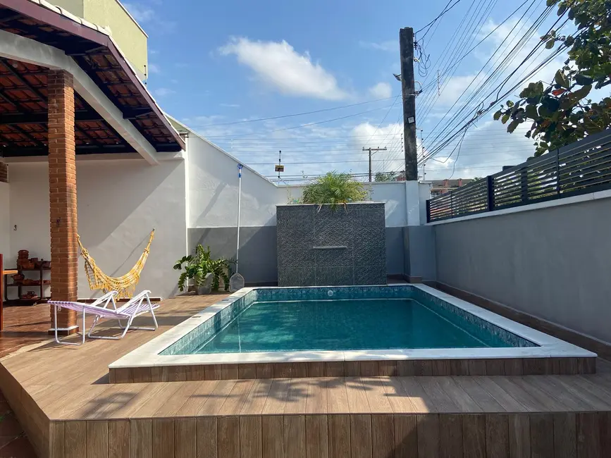 Casa com 2 quartos à venda, 158m2 em Peruibe - SP - imagem 3 Foto 3 de Casa com 2 quartos à venda, 158m2 em Peruibe - SP