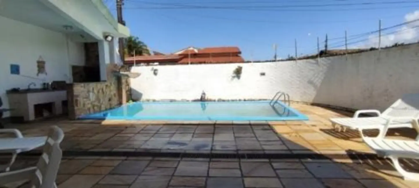 Foto 2 de Casa com 3 quartos à venda, 144m2 em Itanhaem - SP