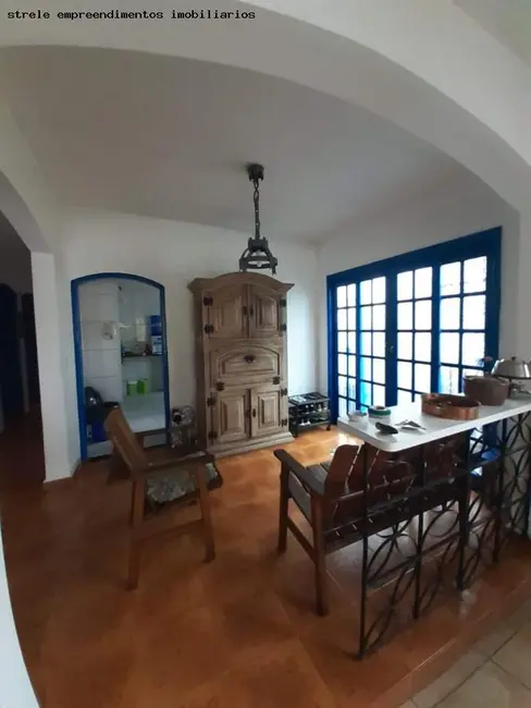 Foto 5 de Casa com 5 quartos à venda, 241m2 em Itanhaem - SP