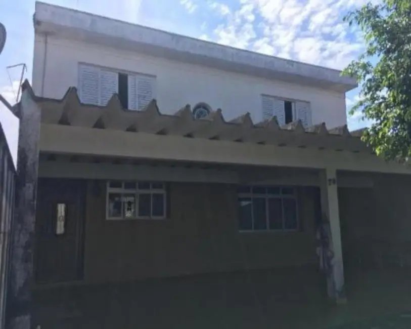 Foto 1 de Casa com 3 quartos à venda, 239m2 em Itanhaem - SP