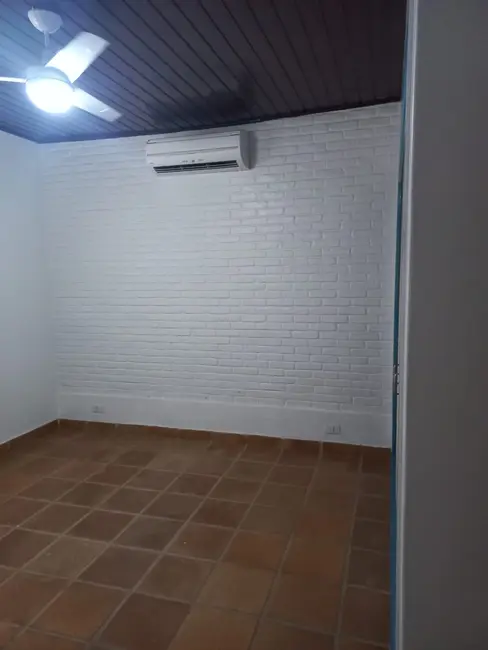 Foto 8 de Casa com 3 quartos à venda, 250m2 em Itanhaem - SP