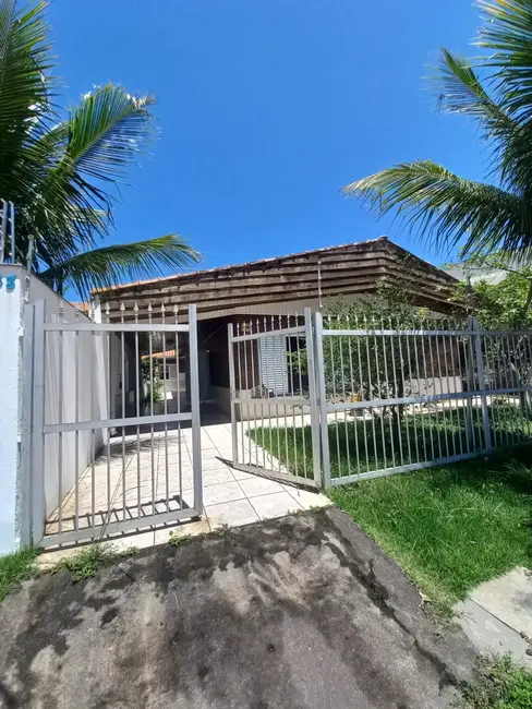 Foto 1 de Casa com 3 quartos à venda, 250m2 em Itanhaem - SP