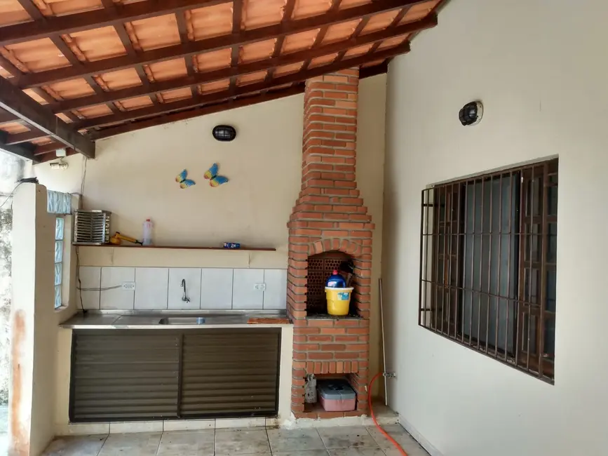 Foto 7 de Casa com 2 quartos à venda, 95m2 em Itanhaem - SP