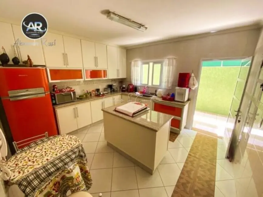 Casa com 3 quartos à venda, 250m2 em Jardim Guanciale, Campo Limpo Paulista - SP - imagem 7 Foto 7 de Casa com 3 quartos à venda, 250m2 em Jardim Guanciale, Campo Limpo Paulista - SP