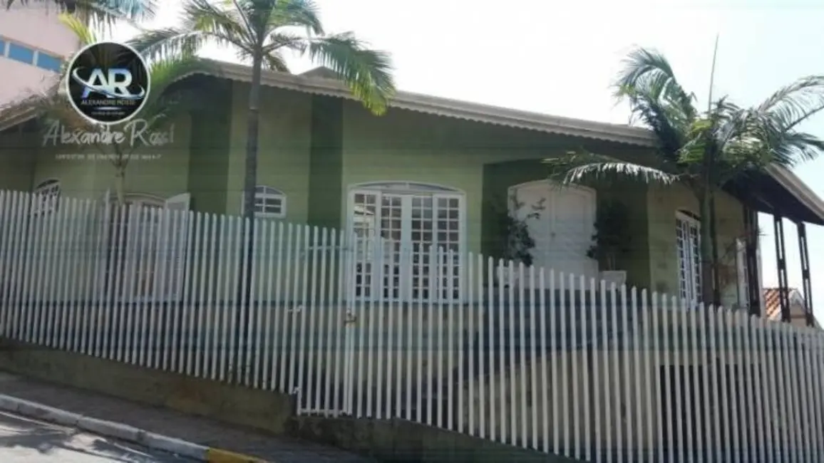 Foto 3 de Casa com 3 quartos à venda, 450m2 em Jardim Itajaí, Varzea Paulista - SP