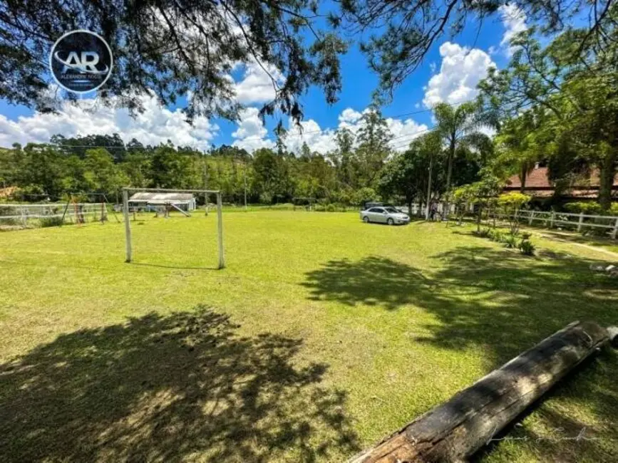 Chácara com 4 quartos à venda, 13200m2 em Jarinu - SP - imagem 3 Foto 3 de Chácara com 4 quartos à venda, 13200m2 em Jarinu - SP