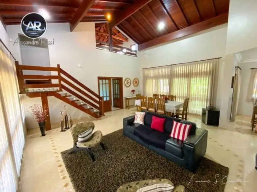 Foto 3 de Chácara com 4 quartos à venda, 2790m2 em Estância Figueira Branca, Campo Limpo Paulista - SP