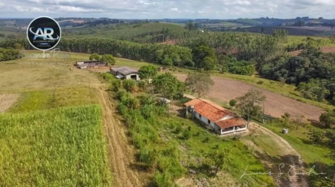 Foto 3 de Fazenda / Haras com 3 quartos à venda, 700m2 em Sao Miguel Arcanjo - SP